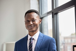Dr Ekins Kuuzie
